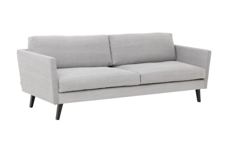 Skandi 3,5 sohva (190) Nr 2 viisto jalalla, alkaen kankaalla